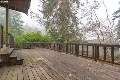 2090 Graham Dr, Eugene, OR 97405 - Photo 27