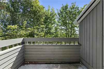 44 Eagle Crest Dr #19, Lake Oswego, OR 97035 - Photo 23