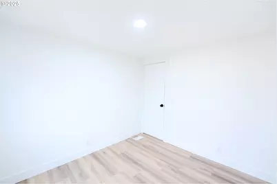 3370 Maple St #44, Hubbard, OR 97032 - Photo 17