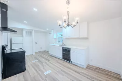 3370 Maple St #44, Hubbard, OR 97032 - Photo 13