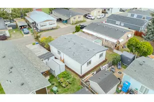 3370 Maple St, Hubbard, OR 97032 - Photo 29