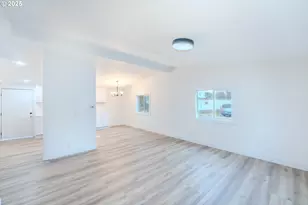 3370 Maple St, Hubbard, OR 97032 - Photo 23