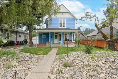 601 S Water St, Silverton, OR 97381 - Photo 7