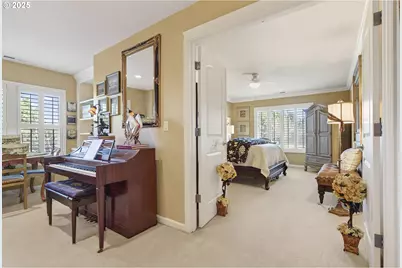 14609 NW Blackthorne Ln, Portland, OR 97229 - Photo 31