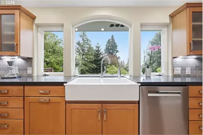 3015 SW Westwood Dr, Portland, OR 97225 - Photo 15