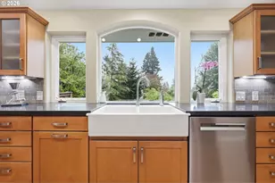 3015 SW Westwood Dr, Portland, OR 97225 - Photo 15