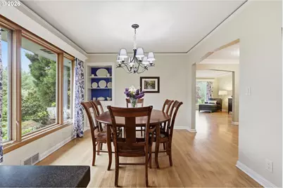 3015 SW Westwood Dr, Portland, OR 97225 - Photo 9