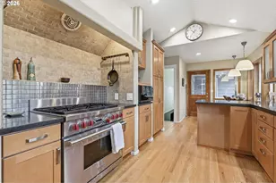 3015 SW Westwood Dr, Portland, OR 97225 - Photo 11