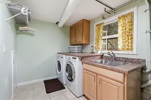 3015 SW Westwood Dr, Portland, OR 97225 - Photo 33