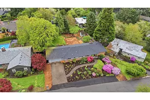 3015 SW Westwood Dr, Portland, OR 97225 - Photo 43