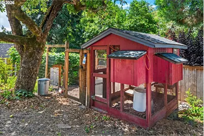 3015 SW Westwood Dr, Portland, OR 97225 - Photo 39