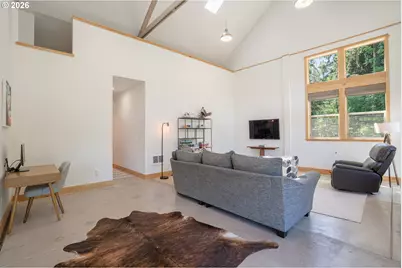 45955 Goodpasture Rd, Vida, OR 97488 - Photo 13