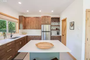 45955 Goodpasture Rd, Vida, OR 97488 - Photo 21