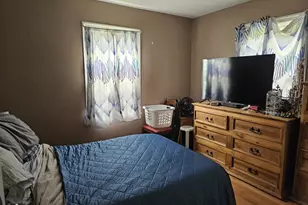 749 SW Washington St, Dallas, OR 97338 - Photo 9