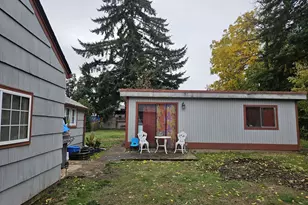 749 SW Washington St, Dallas, OR 97338 - Photo 13