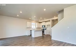 388 Pietro St NE, Salem, OR 97301 - Photo 5