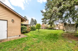 1521 Gilham Rd, Eugene, OR 97401 - Photo 25