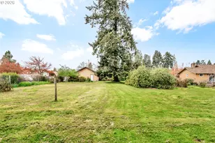 1521 Gilham Rd, Eugene, OR 97401 - Photo 35