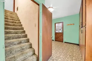 1521 Gilham Rd, Eugene, OR 97401 - Photo 17