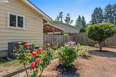 5190 SE Golden Rd, Hillsboro, OR 97123 - Photo 33