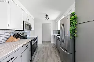 1267 Kenray Loop, Springfield, OR 97477 - Photo 11