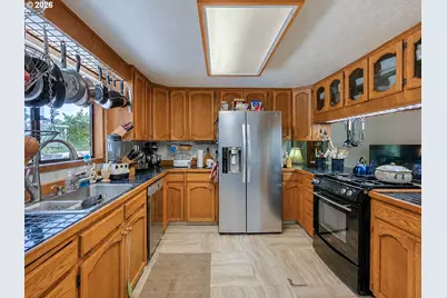 2118 SE 110th Ave, Portland, OR 97216 - Photo 17