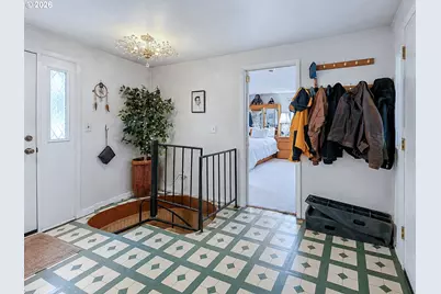 2118 SE 110th Ave, Portland, OR 97216 - Photo 7