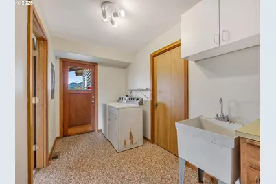 37555 Hauger Mountain Ln, Seaside, OR 97138 - Photo 13