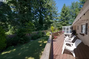 1099 Parkview Dr, Brookings, OR 97415 - Photo 31