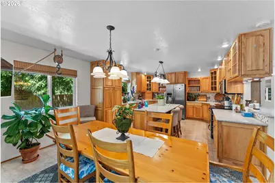 1099 Parkview Dr, Brookings, OR 97415 - Photo 9