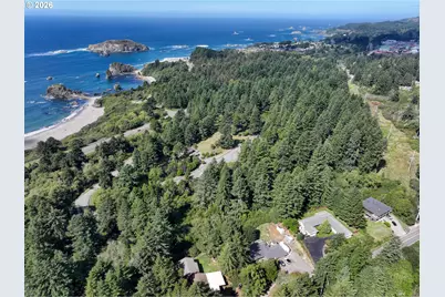 1099 Parkview Dr, Brookings, OR 97415 - Photo 23