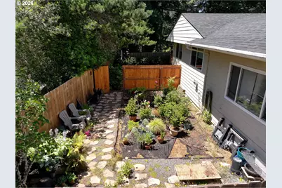 1099 Parkview Dr, Brookings, OR 97415 - Photo 37