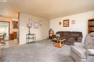 6943 SE Tenino St, Portland, OR 97206 - Photo 5