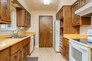 6943 SE Tenino St, Portland, OR 97206 - Photo 11