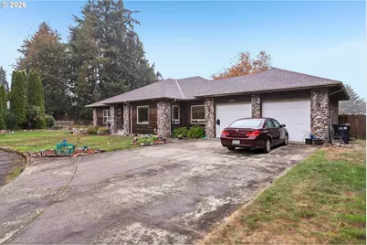 19301 Sunnyridge Ct, Oregon City, OR 97045 - Photo 3