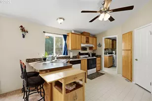 604 SE Forest Ln, Cascade Locks, OR 97014 - Photo 21