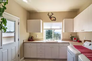 1000 Windy Mountain Ln, Oakland, OR 97462 - Photo 15