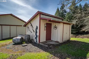 1000 Windy Mountain Ln, Oakland, OR 97462 - Photo 43