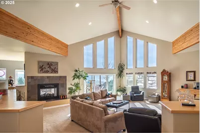 1000 Windy Mountain Ln, Oakland, OR 97462 - Photo 5