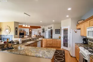 1000 Windy Mountain Ln, Oakland, OR 97462 - Photo 11