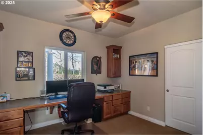 1000 Windy Mountain Ln, Oakland, OR 97462 - Photo 17