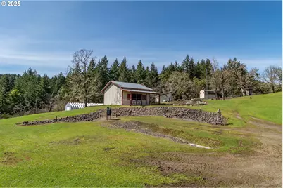 1000 Windy Mountain Ln, Oakland, OR 97462 - Photo 39