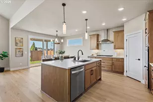208 NW 16th Ave, Canby, OR 97013 - Photo 15