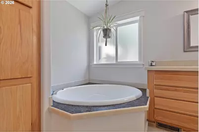 1206 Criteser Loop, Toledo, OR 97391 - Photo 23