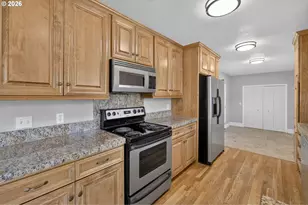 1490 NW 137th Ave, Portland, OR 97229 - Photo 13