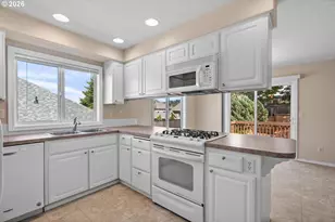 11070 SE Alexander Ave, Happy Valley, OR 97086 - Photo 13