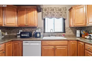 468 E Sunset Dr, Hermiston, OR 97838 - Photo 7