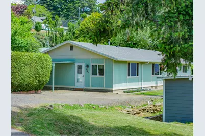 580 8th Ave, Coos Bay, OR 97420 - Photo 11