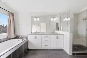 6430 NE 31st Ave, Portland, OR 97211 - Photo 25