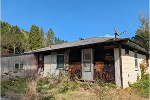 76526 W 2nd St, Oakridge, OR 97463 - Photo 5